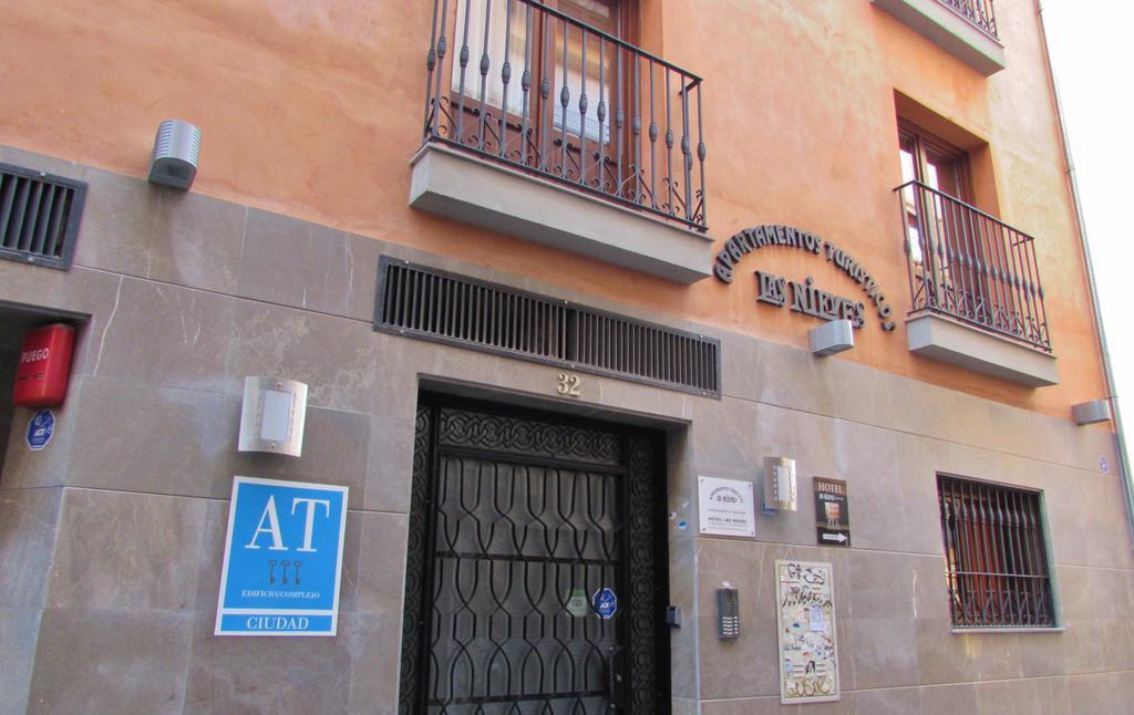 Apartamentos Turísticos Las Nieves Granada Exterior foto